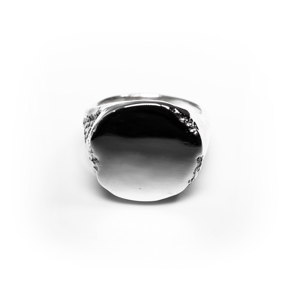 Round signet Ring